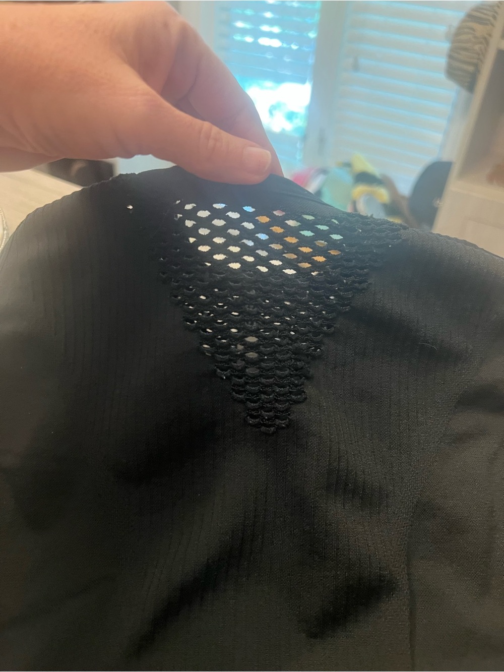 Adidas Aeroknit Black Mesh Running Crop Top l M - Picture 2 of 4